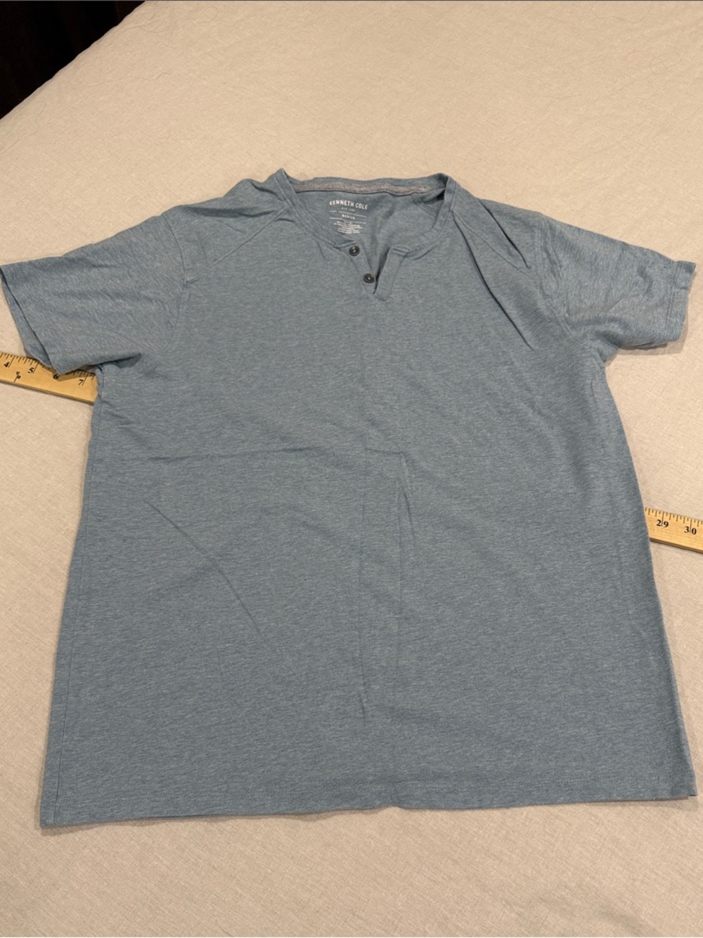 Kenneth Cole Men’s Henley T-Shirt - Light Blue size Medium